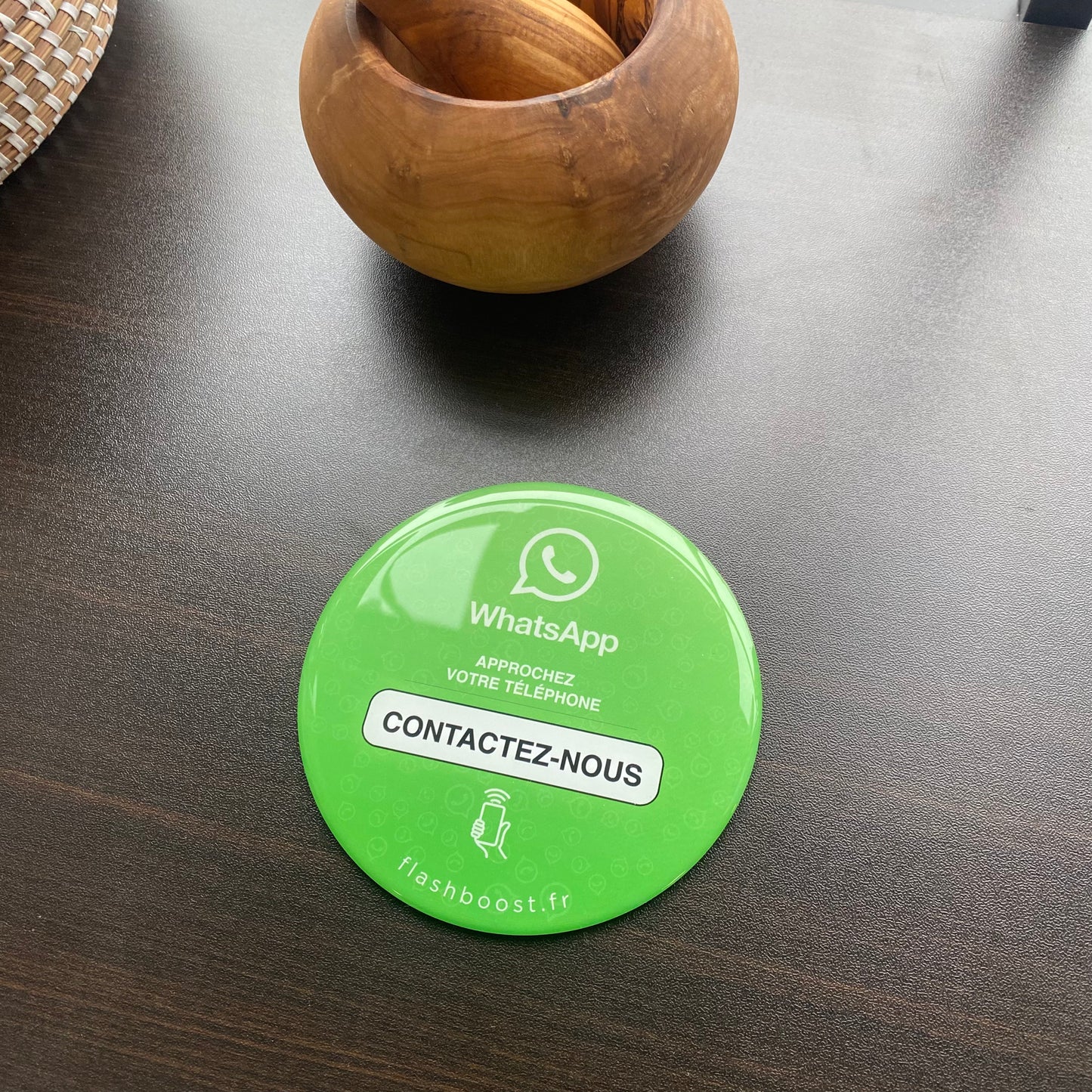 Plaque WhatsApp NFC