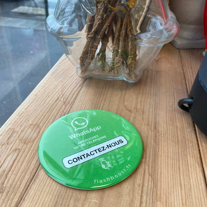 Plaque WhatsApp NFC